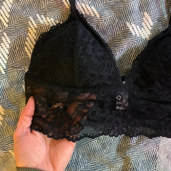 Garage black lace bralette - Picture 2 of 3